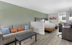 Quality Inn & Suites Orlando East - Ucf Area